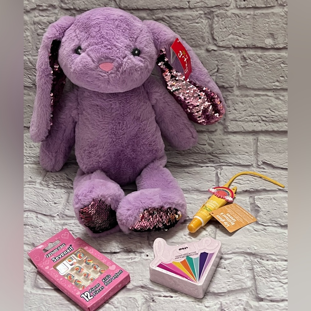 Bunny bundle plush lipgloss bathbomb